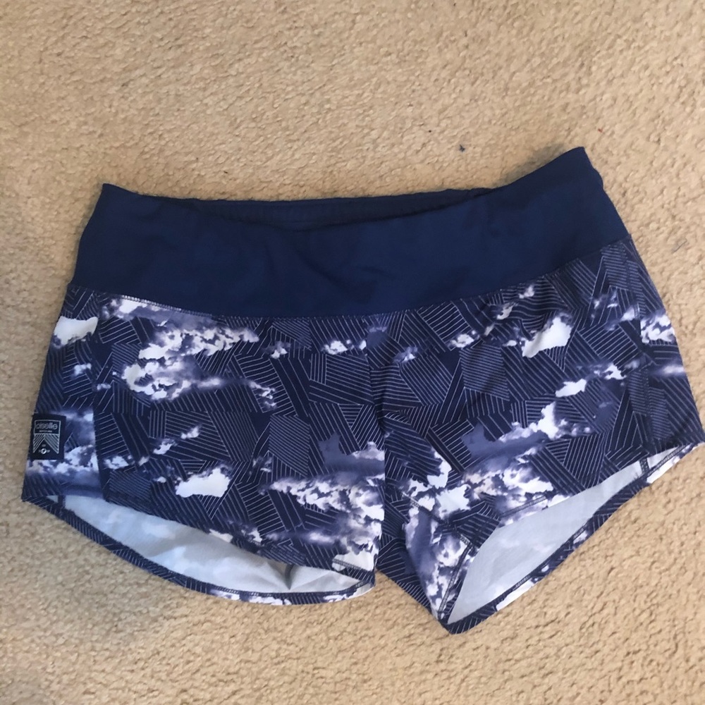 Patterned oiselle shorts